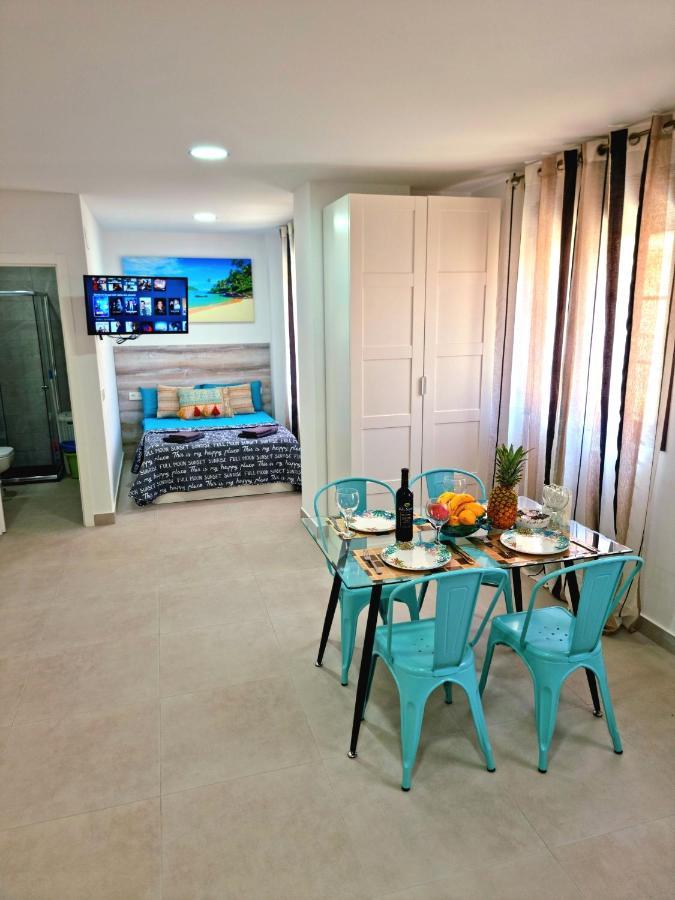 Apartamentos Elemar Free Luggage Storage Málaga Exterior foto